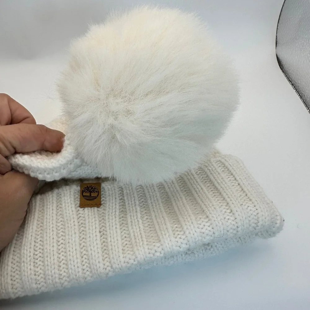 Timberland Beanie Women OS Cream White Sherpa Lined Pom Pom Winter Gorpcore